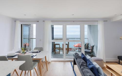 Sandown Apartment | Culver Sands - Duplex Apartment with Stunning Sea Views on the Isle of Wight