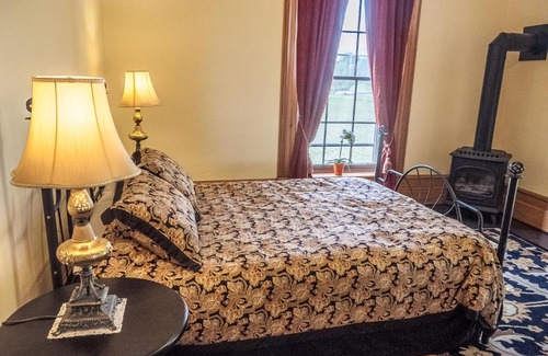 Simcoe Bed & Breakfast | Culverdene House