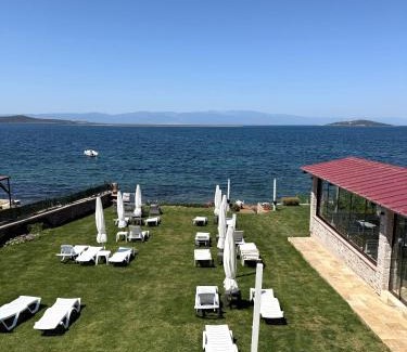 Ayvalik Bed & Breakfast | Cunda Sea-View Stone Cottage & Private Beach