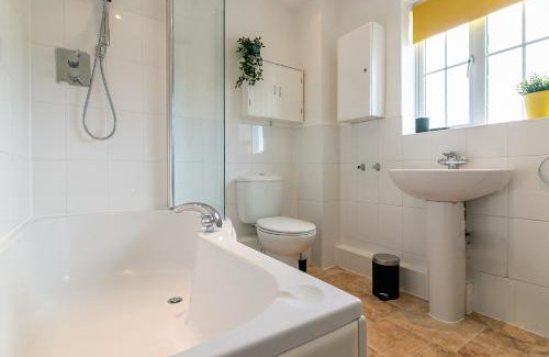 Hatfield Apartment | Cunningham Lodge