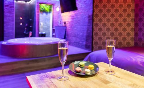 Vesoul Apartment | Cupidon Love Room