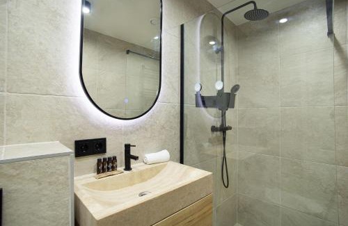Scheveningen Badplaats Apartment | Curated apartment near Scheveningen beach