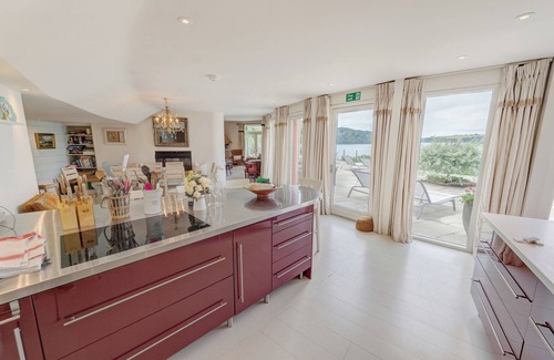 Lawrenny Cottage | CURLEW HOUSE, pet friendly, with pool in Pembroke Dock