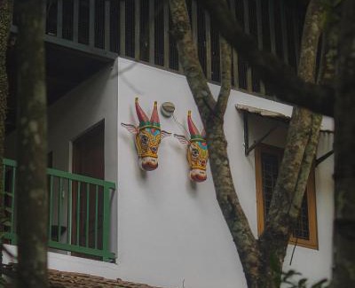 Elappara Hotel | Curly wood by Cluster cloud