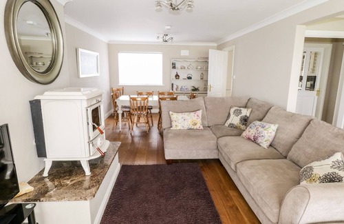 Mulranny Cottage | CURRAGH HILL, family friendly in Mulranny, County Mayo