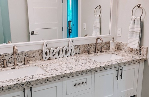 Port Bolivar House | Current Casa is the perfect getaway for family & friends! Sleeps 10