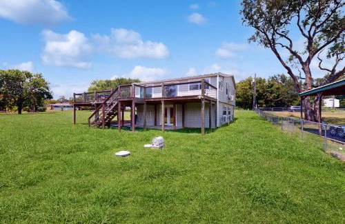West Livingston House | Current Comforts