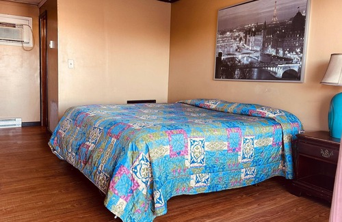 Shields Hotel | Curry’s Motel by OYO Saginaw MI