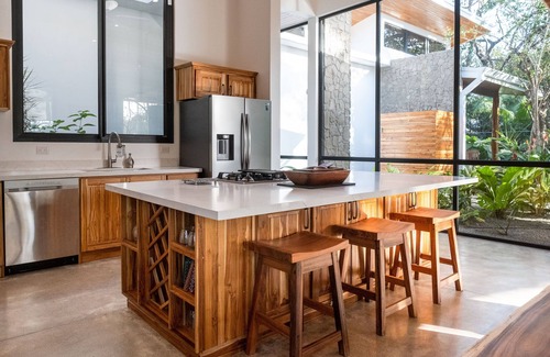 Nosara House | CUSTOM HOME - JUST STEPS TO THE BEACH IN RELAXING PLAYA PELADA