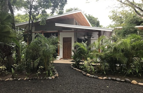 Nosara House | CUSTOM HOME - JUST STEPS TO THE BEACH IN RELAXING PLAYA PELADA