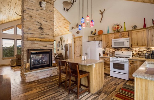 Angel Fire House | Custom Home with Two Private Master Suites and Heated Garage