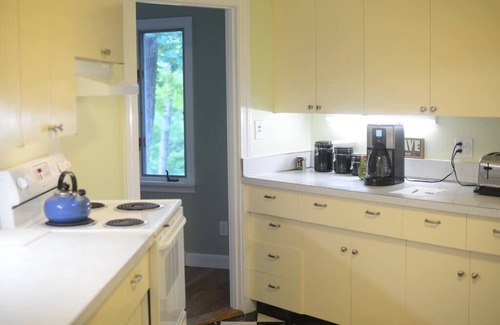 Moultonborough House | Custom house overlooking Berry Pond