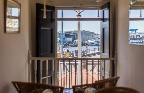 Poole House | Custom House Poole - Heritage Chamber