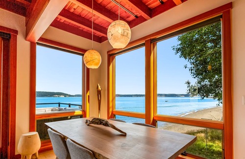 Langley House | Custom, oceanfront home with private hot tub, beach access, & stunning views
