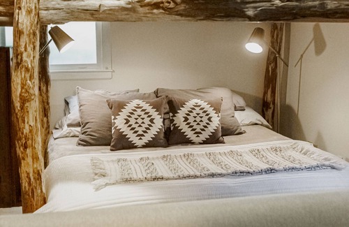 Schuyler House | Cut Flower Farm: A Bountiful Getaway for Couples or Small Families.