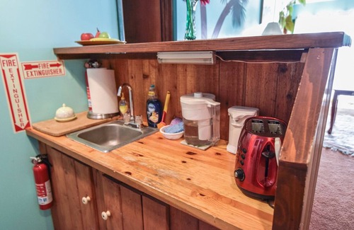 Seward Apartment | Cute accommodation in downtown Seward. Walking distance from Sea Life Center.