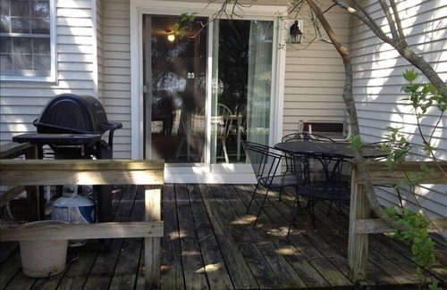 Harbor Springs Condo | Cute and comfortable townhouse condo, walking distance to town, beach, docks.