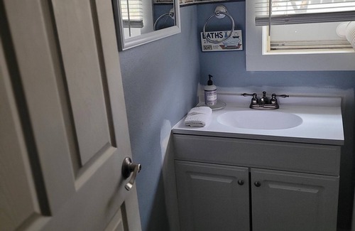 Eminence Other | Cute and comfy bedroom with 1 queen bed/private bath