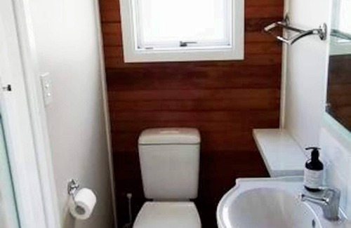 Hastings Cottage | Cute and private self Contained Cottage