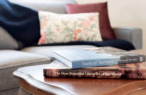 Evandale Apartment | Cute As A Button in Charming Evandale