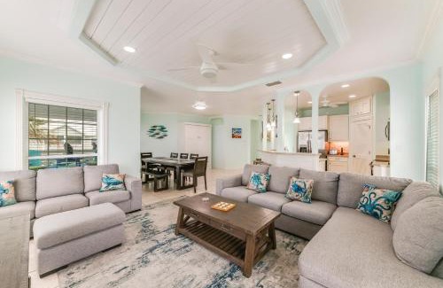 Port Aransas House | Cute As Shell IPE125