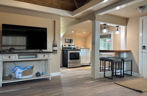 Coeur d'Alene House | Cute beach style home !