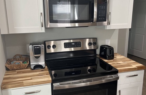Rustburg House | Cute bungalow near LYH and LU
