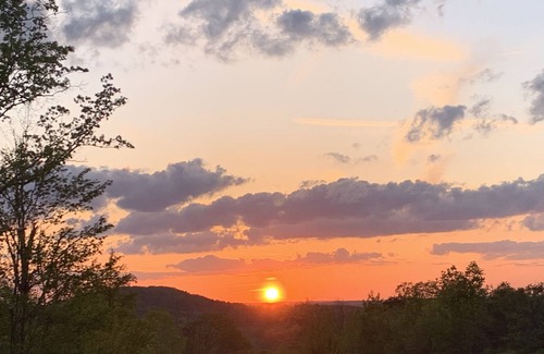 Pikeville Cabin | Cute Cabin secluded on 7 acres with stream and walking trails