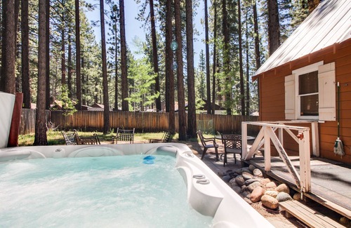 South Lake Tahoe Cabin | Cute cabin w/private hot tub, less than a mile from Lake Tahoe!