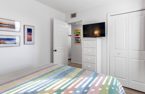 Fort Morgan Condo | Cute Condo - Beach Front - Lots of Amenities