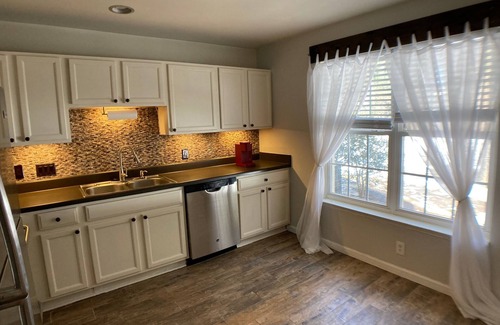 Southwest Raleigh House | Cute corner townhouse near Raleigh, Cary and NC State