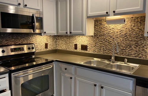 Southwest Raleigh House | Cute corner townhouse near Raleigh, Cary and NC State