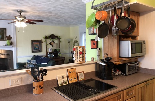 Bracey House | Cute & Cozy 3BR 2BA Waterfront Lake Gaston - Great Creek Bracey, Va