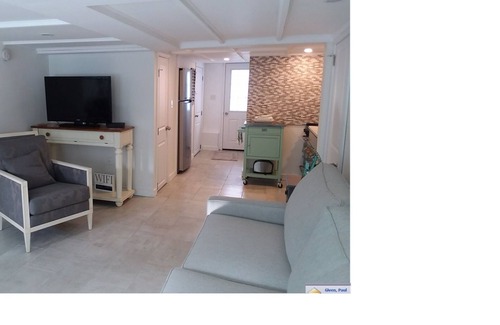 Wells Beach Apartment | Cute cozy cottage across the street from the beach