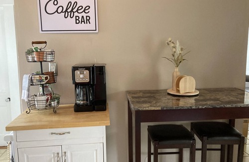 Concord Apartment | Cute & Cozy-Historic & Vibrant Capitol Downtown-private 2 brm apartment