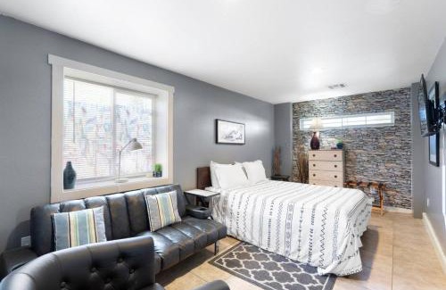 Garfield Apartment | Cute & Cozy Renovated APT in the heart of Phoenix