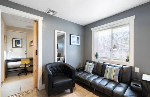 Garfield Apartment | Cute & Cozy Renovated APT in the heart of Phoenix