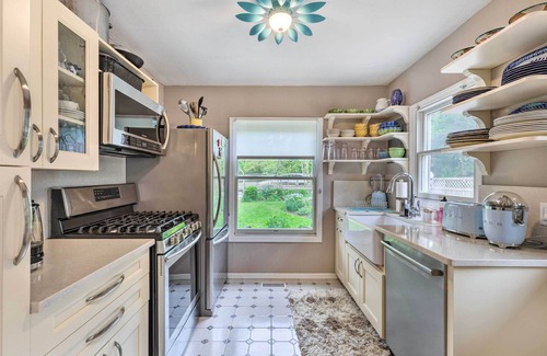 Springs Cottage | Cute East Hampton Cottage w/Patio - Walk to Beach