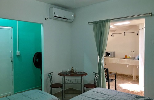 S.M. 57 Apartment | Cute Flat 12 Mins Away From The Beach In Cancun With A/C