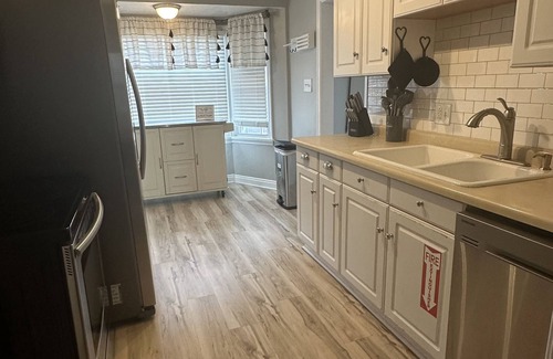 Sugar House House | Cute house that is centrally located!