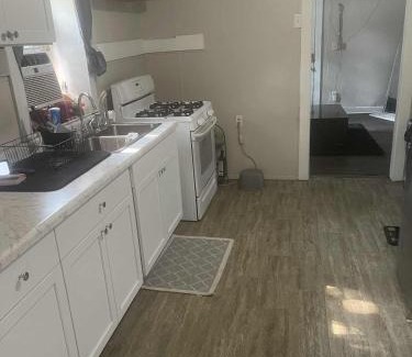 Elkhart House | Cute little 2 bedroom house