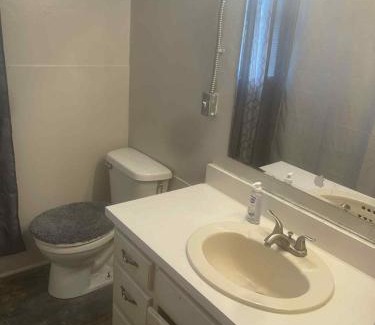 Elkhart House | Cute little 2 bedroom house