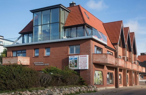 Wittduen Apartment | Cute one-room-apartment with sea view, balcony, close to the village with its sh