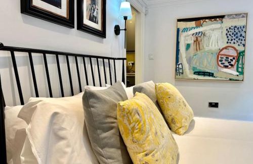 South Richmond Apartment | Cute Studio Basement Flat Richmond
