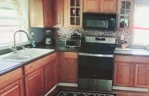 Manitou Beach House | Cute little 2-bedroom cabin by the lake in Manitou Beach-Devils Lake