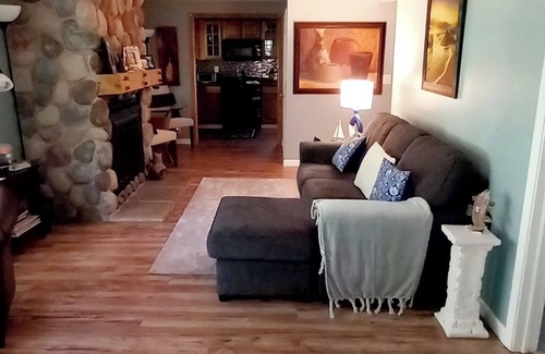 Manitou Beach House | Cute little 2-bedroom cabin by the lake in Manitou Beach-Devils Lake