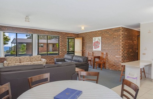 Barragga Bay Cottage | Cuttagee Beach Cottage 3