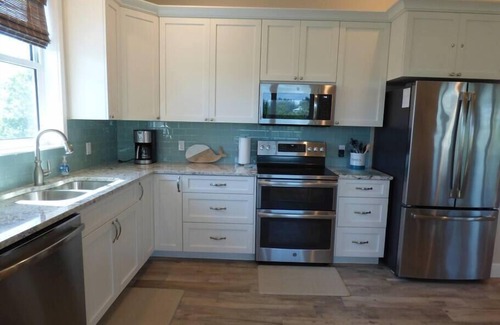 Placida House | Cuttlefish Cottage: Beautiful home with great beach views!