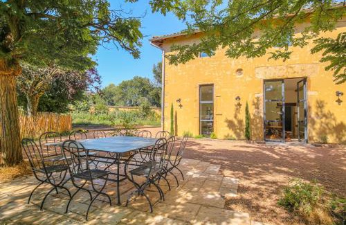 Denice House | Cuvage des Pierres Dorées - Beaujolais