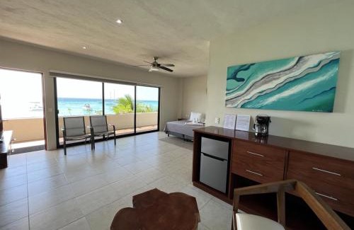 Centro - Supmza 001 Hotel | Cuxos Hotel Beachfront